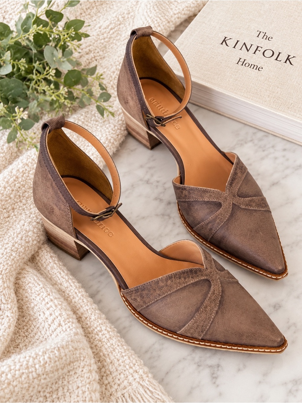 Sundance Yalon Pointed Toe D’Orsay Block Heel Sandals Leather Size 6.5 Euro 37